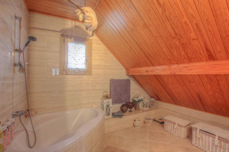 Maison - 142 m² - 6 pièces