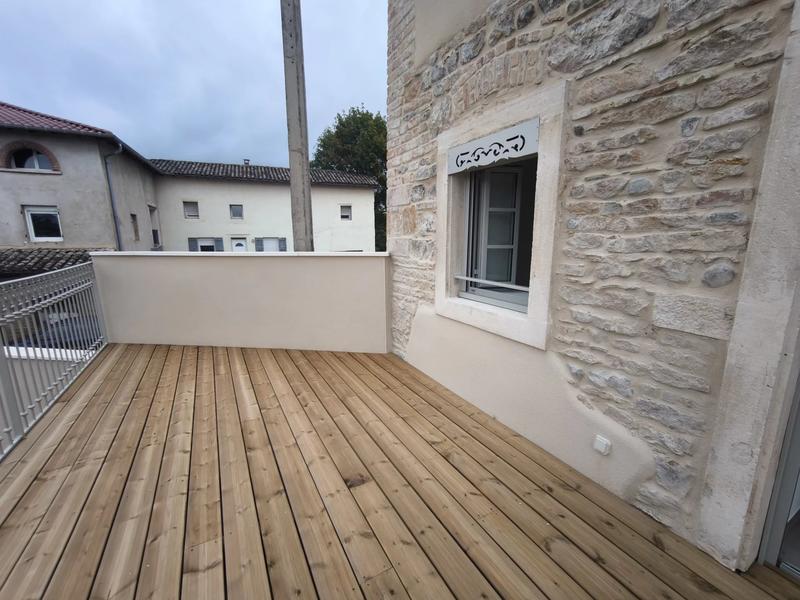 Appartement - 79 m² - 5 pièces
