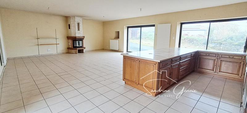 Maison - 167 m² - 5 pièces