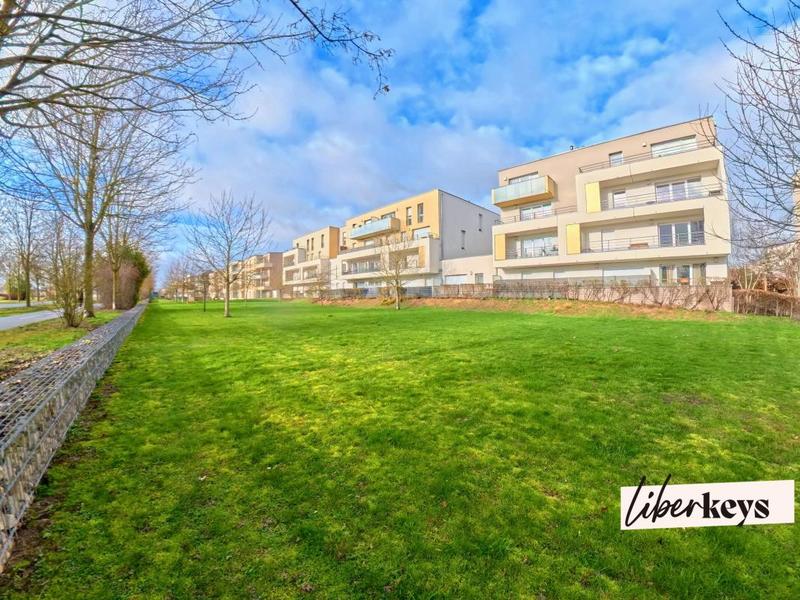 Appartement - 80 m² - 4 pièces