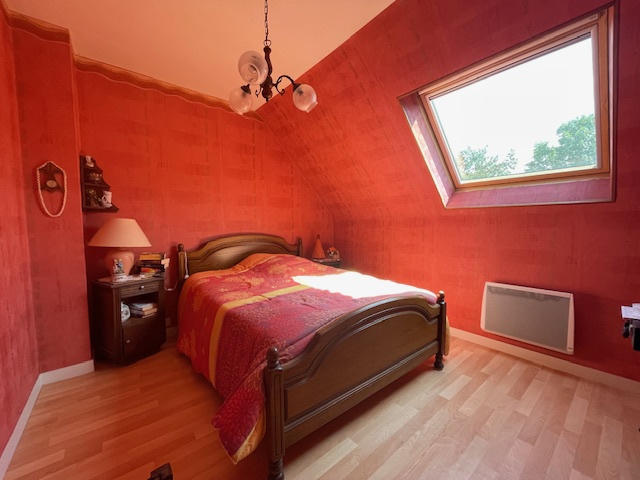 Maison - 98 m² - 6 pièces