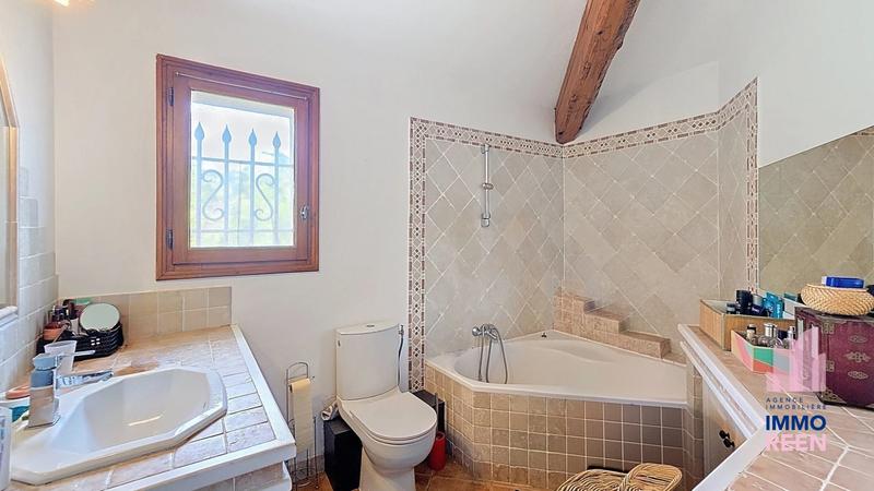 Villa - 193 m² - 7 pièces