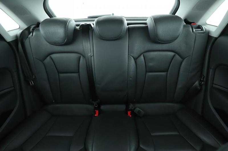 Audi A1 sportback 1.6 Tdi Ambition Luxe s tronic 116 ch