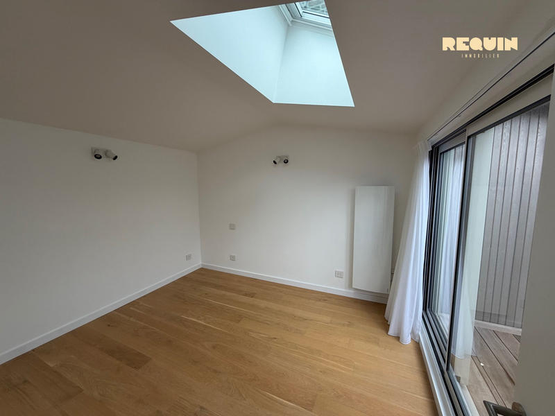 Appartement - 94 m² - 5 pièces