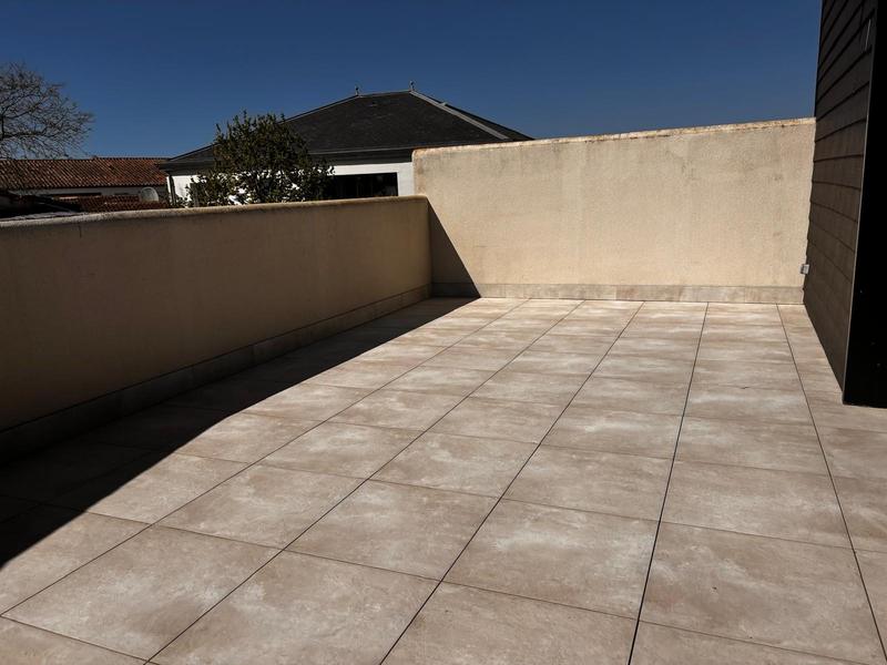 Appartement - 207 m² - 5 pièces