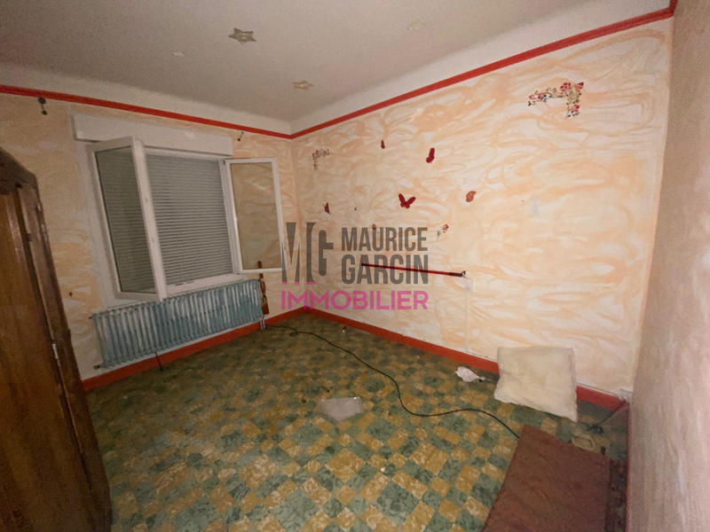 Maison - 280 m² - 6 pièces