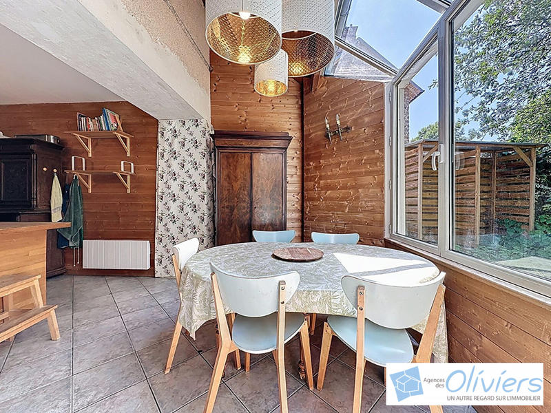 Maison - 102 m² - 5 pièces