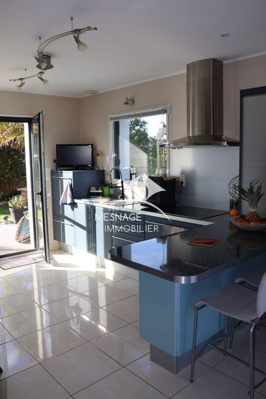 Maison contemporaine - 172 m² - 7 pièces