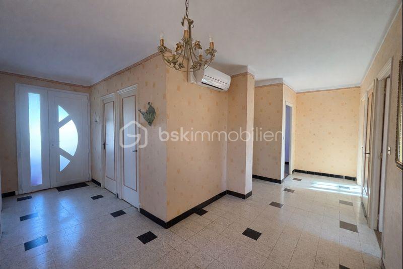 Maison traditionnelle - 175 m² - 7 pièces