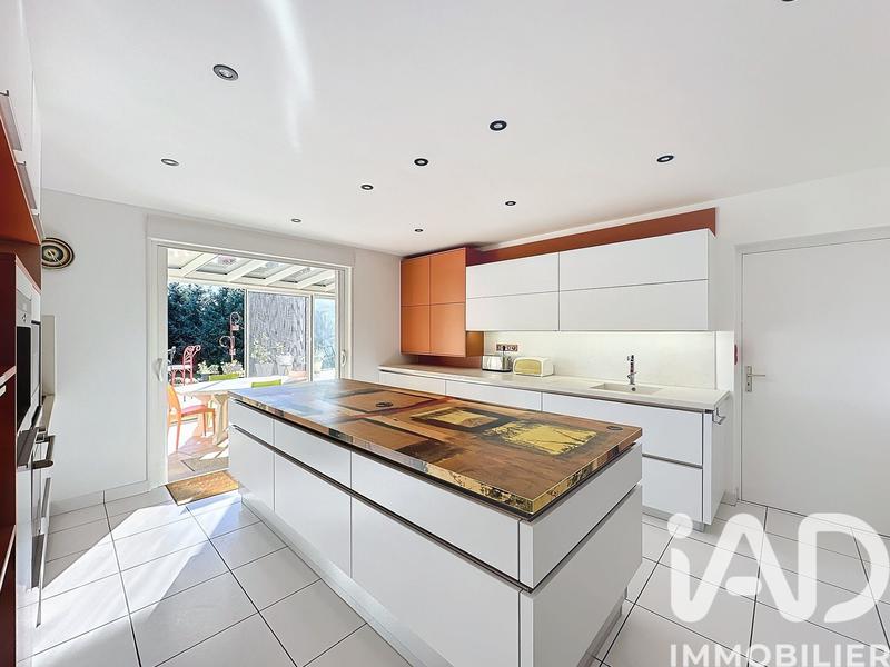 Maison de maîtres - 303 m² - 13 pièces