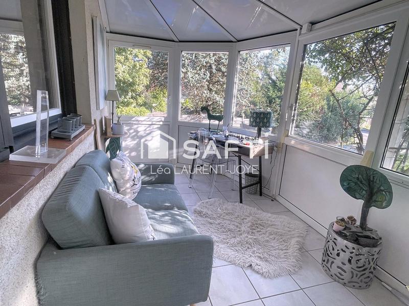 Maison - 255 m² - 9 pièces