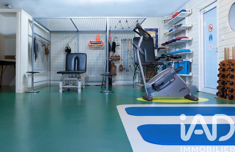 Maison - 266 m² - 7 pièces