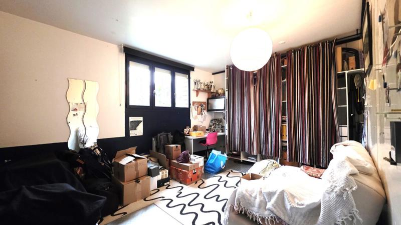 Maison - 401 m² - 6 pièces