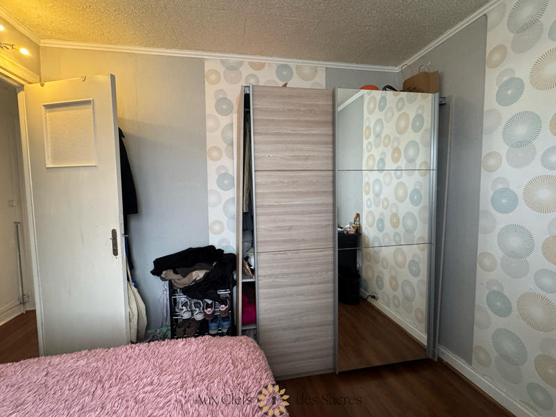 Maison - 81 m² - 5 pièces