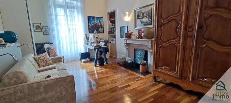 Appartement - 136 m² - 3 pièces