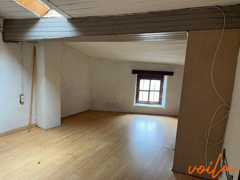 Maison - 75 m² - 6 pièces