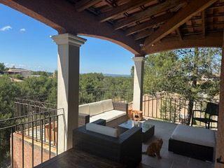 Villa - 176 m² - 6 pièces