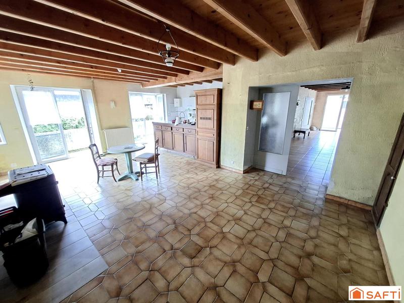 Maison - 184 m² - 8 pièces