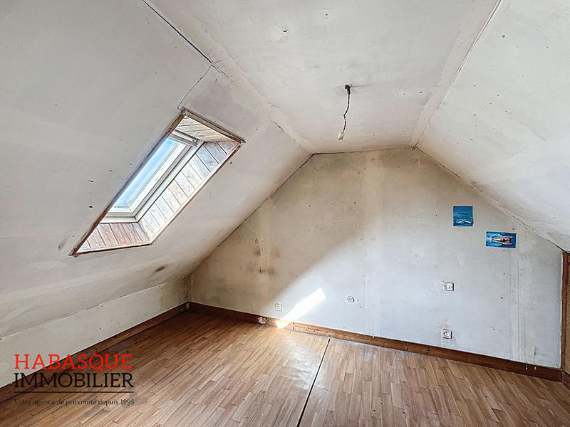 Maison - 79 m² - 5 pièces