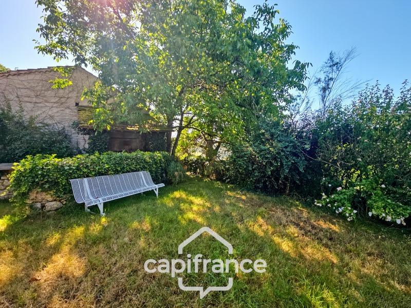 Propriété - 474 m² - 14 pièces