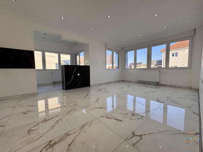 Maison - 183 m² - 6 pièces