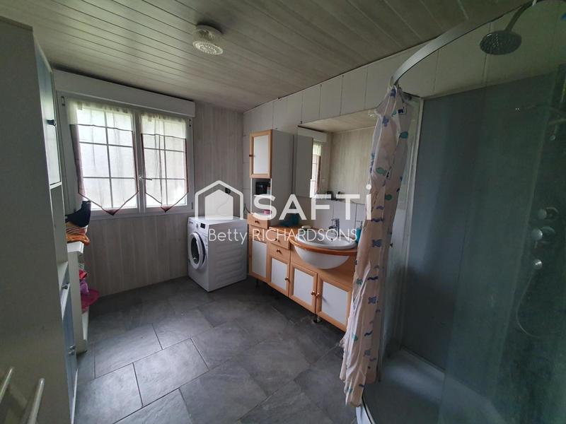 Maison - 200 m² - 11 pièces