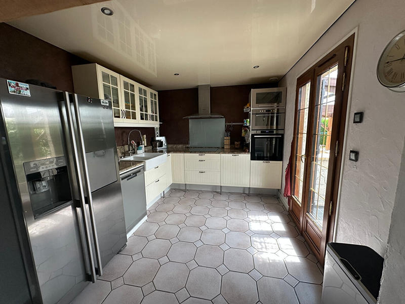 Maison - 145 m² - 6 pièces