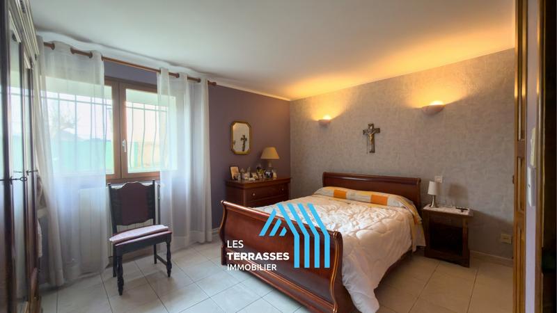 Maison ancienne - 181 m² - 8 pièces