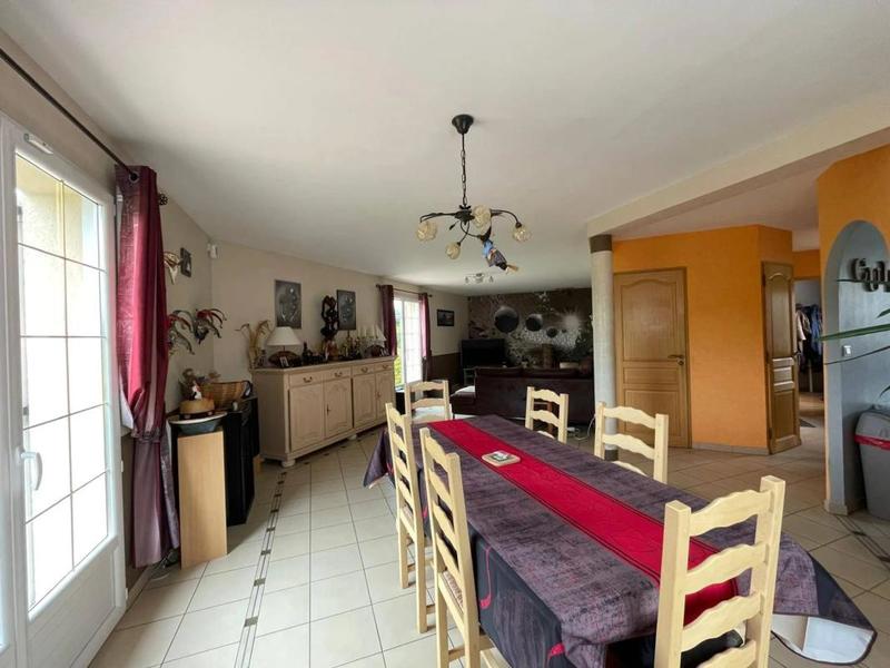 Maison - 125 m² - 5 pièces