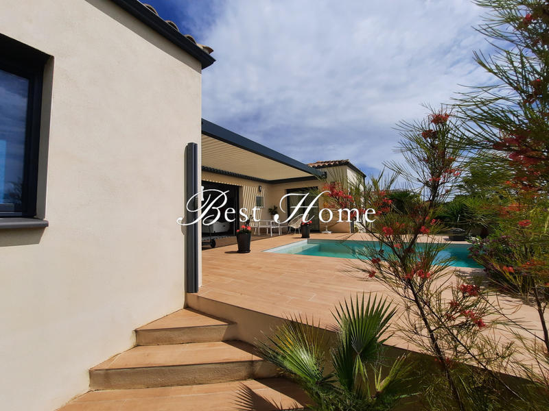 Maison - 140 m² - 6 pièces