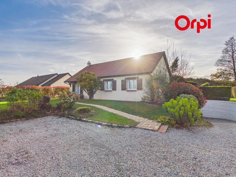 Maison - 90 m² - 5 pièces