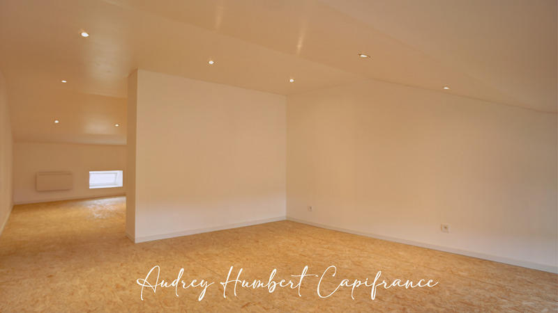 Appartement - 218 m² - 6 pièces