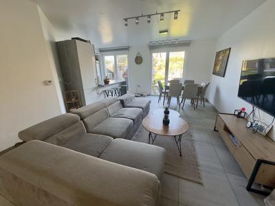 Maison - 74 m² - 4 pièces