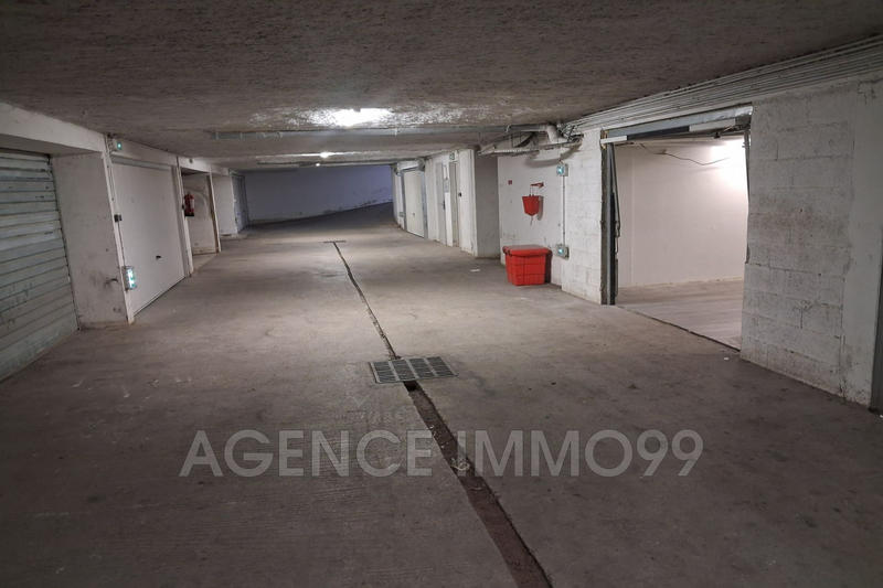 Parking / Garage - 22 m²