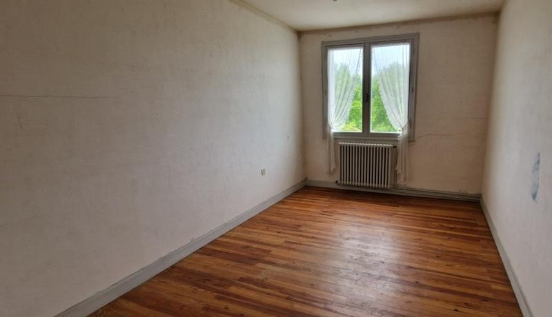 Maison - 265 m² - 10 pièces