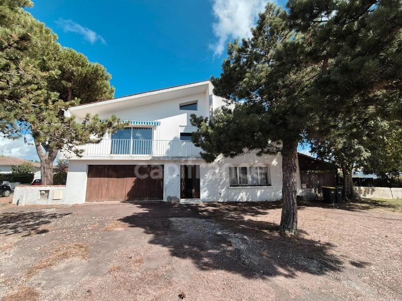 Maison - 170 m² - 5 pièces