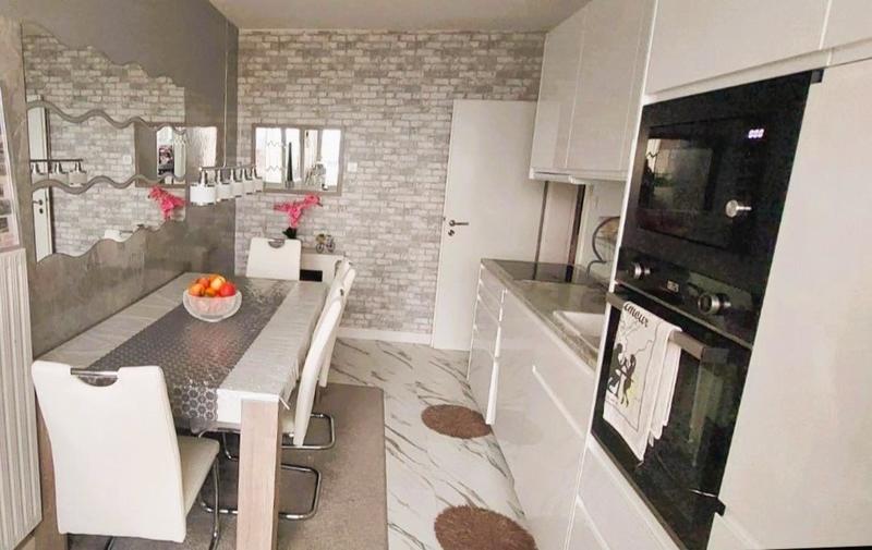 Appartement - 86 m² - 4 pièces