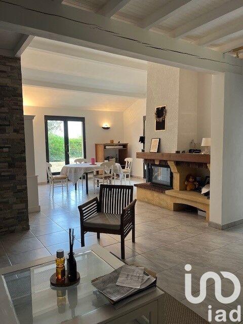 Maison - 246 m² - 8 pièces