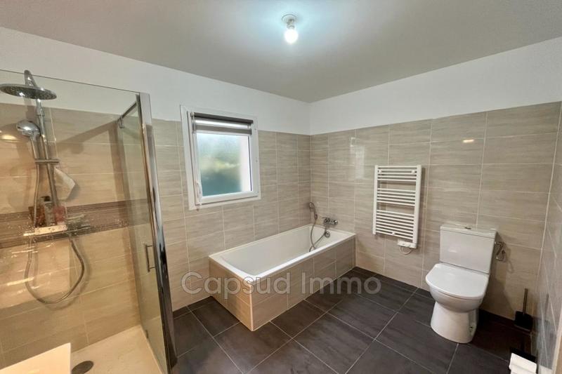 Villa - 90 m² - 4 pièces