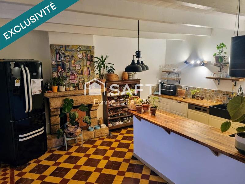 Maison - 180 m² - 8 pièces