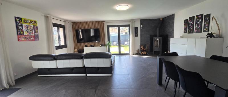 Maison - 122 m² - 4 pièces