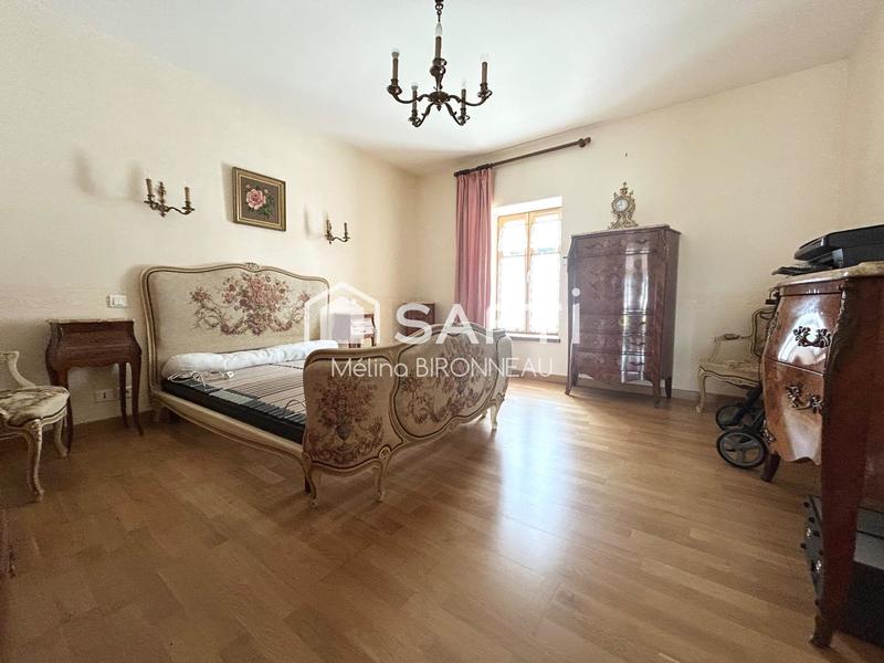 Maison - 191 m² - 6 pièces