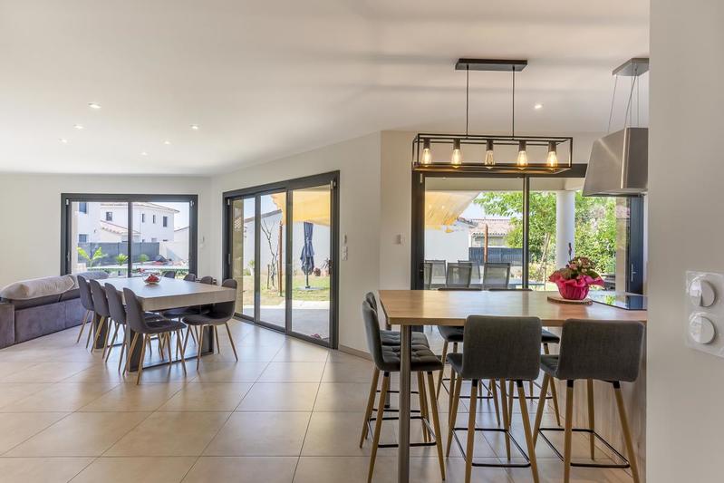 Maison - 92 m² - 5 pièces