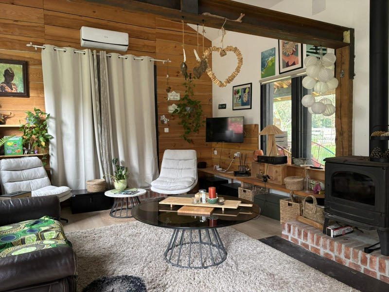 Maison - 147 m² - 6 pièces