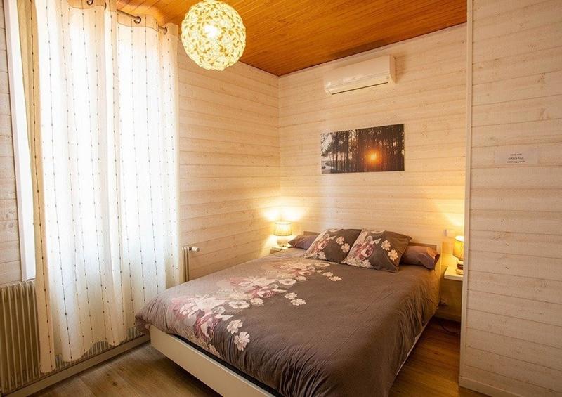 Maison - 420 m² - 10 pièces