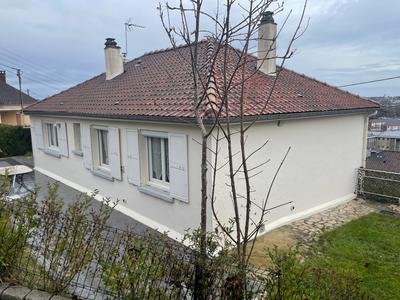 Maison - 102 m² - 5 pièces