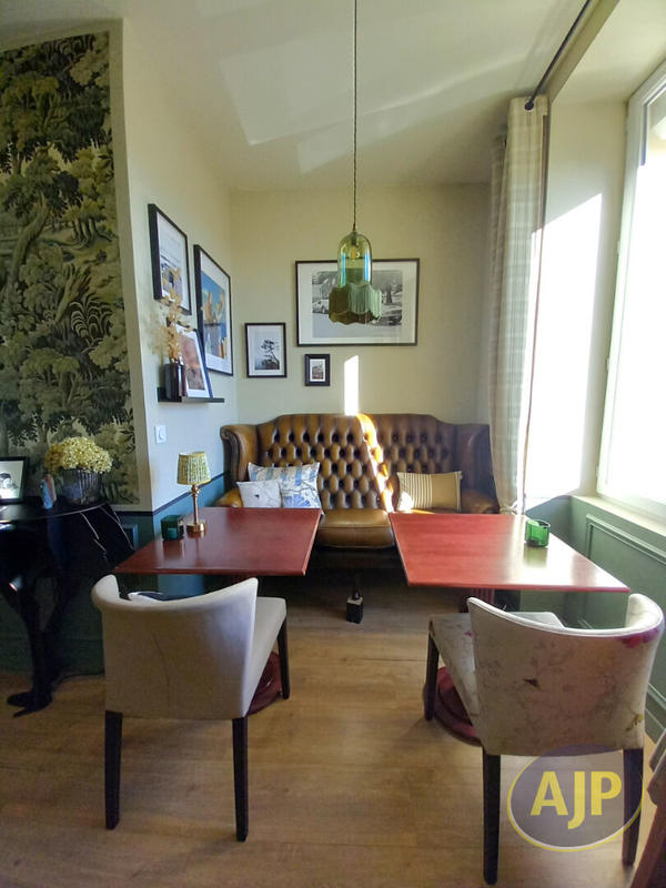 Appartement - 97 m² - 4 pièces