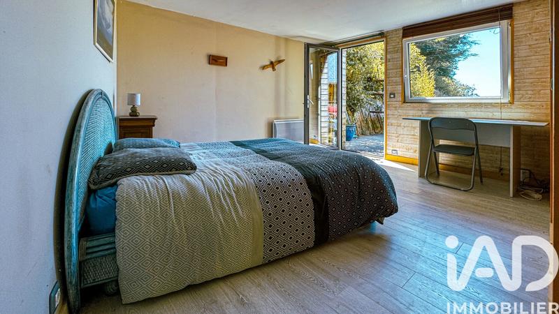 Maison - 136 m² - 8 pièces