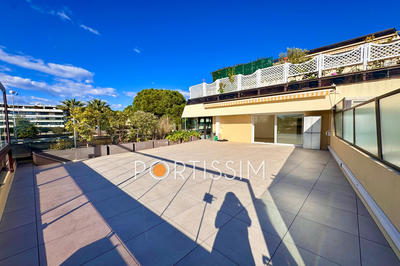 Appartement - 108 m² - 3 pièces