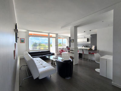 Appartement - 102 m² - 3 pièces